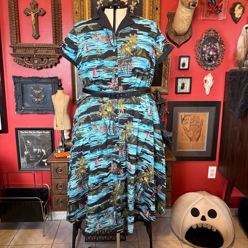 Unique Vintage Blue & Black Palm Print Print Alexis Swing Dress - 3X/20 - Picture 3 of 4